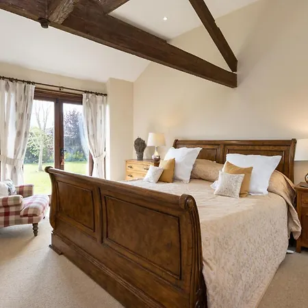 The Old Stables Villa Yeovil Exterior photo